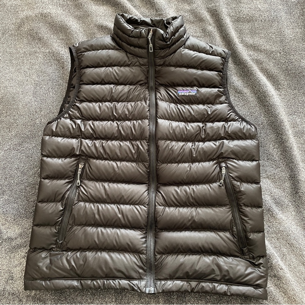 Patagonia Black Puffer Vest Men’s Medium